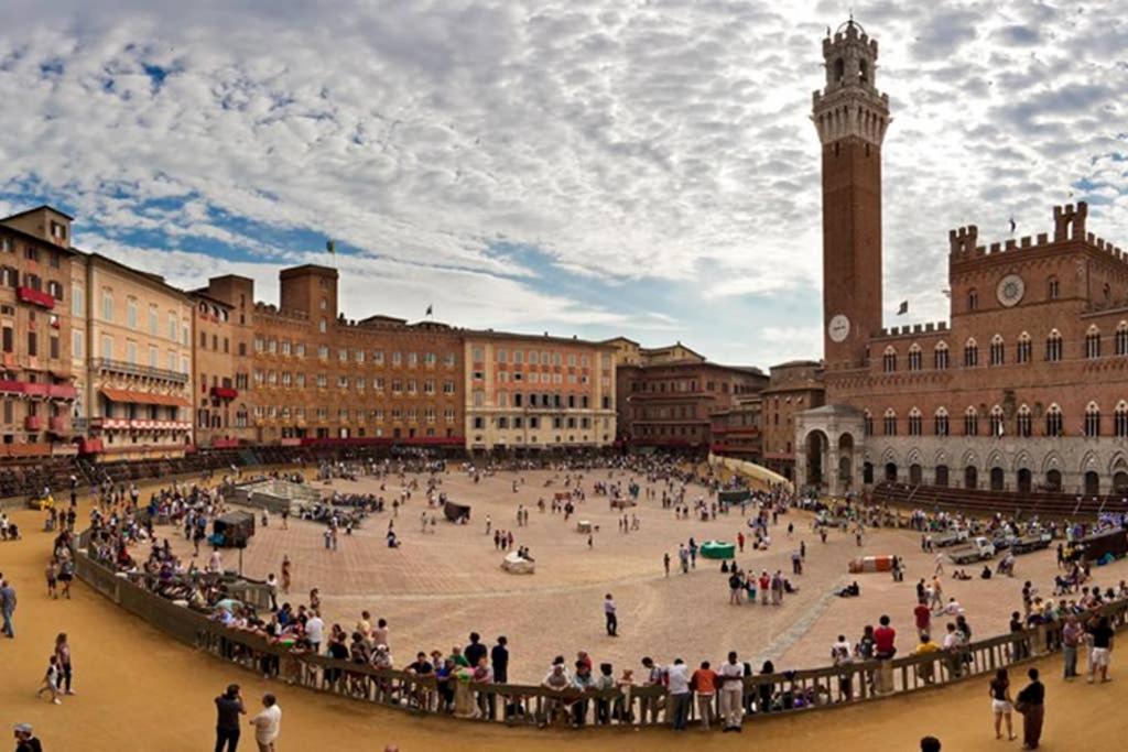 La Stanzetta - Very Small, No Kitchen Siena Luaran gambar